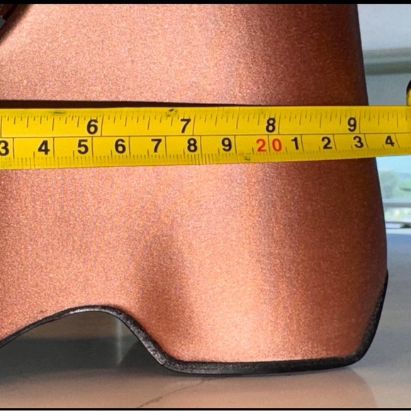 Versace shoes - Picture 8 of 9